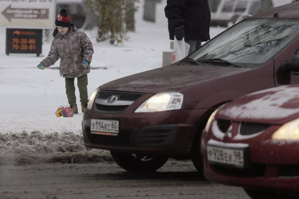 Не ждали. В Пскове выпал первый снег Не ждали. В Пскове выпал первый снег