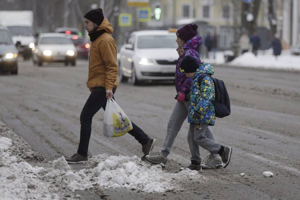 Не ждали. В Пскове выпал первый снег Не ждали. В Пскове выпал первый снег