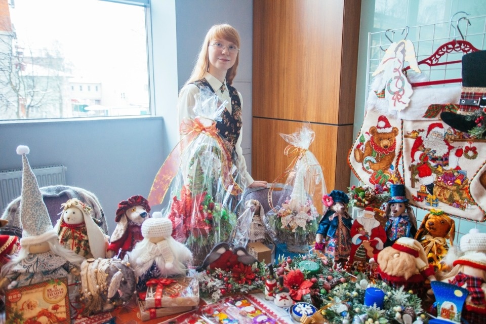 Мастера новогодней ярмарки «ART-ель»