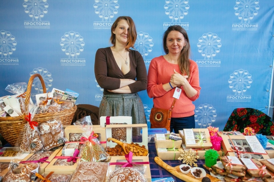 Мастера новогодней ярмарки «ART-ель»