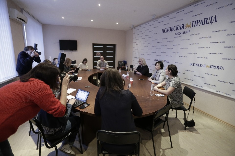 Проблему отсутствия туалетов в центре Пскова обещают решить 