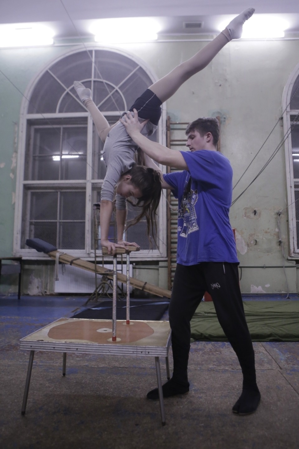 Единственная в Пскове цирковая труппа празднует полувековой юбилей