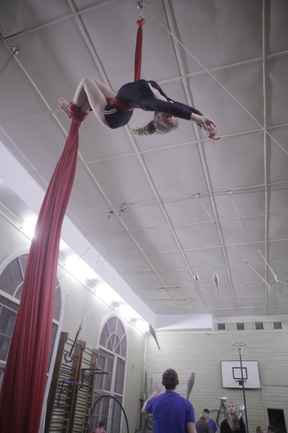 Единственная в Пскове цирковая труппа празднует полувековой юбилей