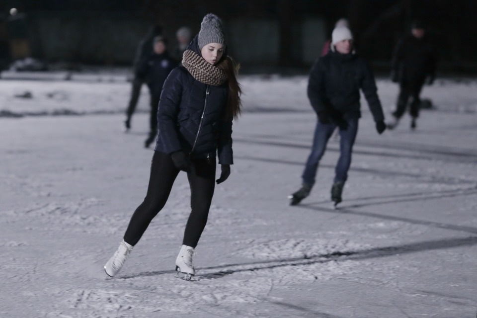 На стадионе «Машиностроитель» открыли каток