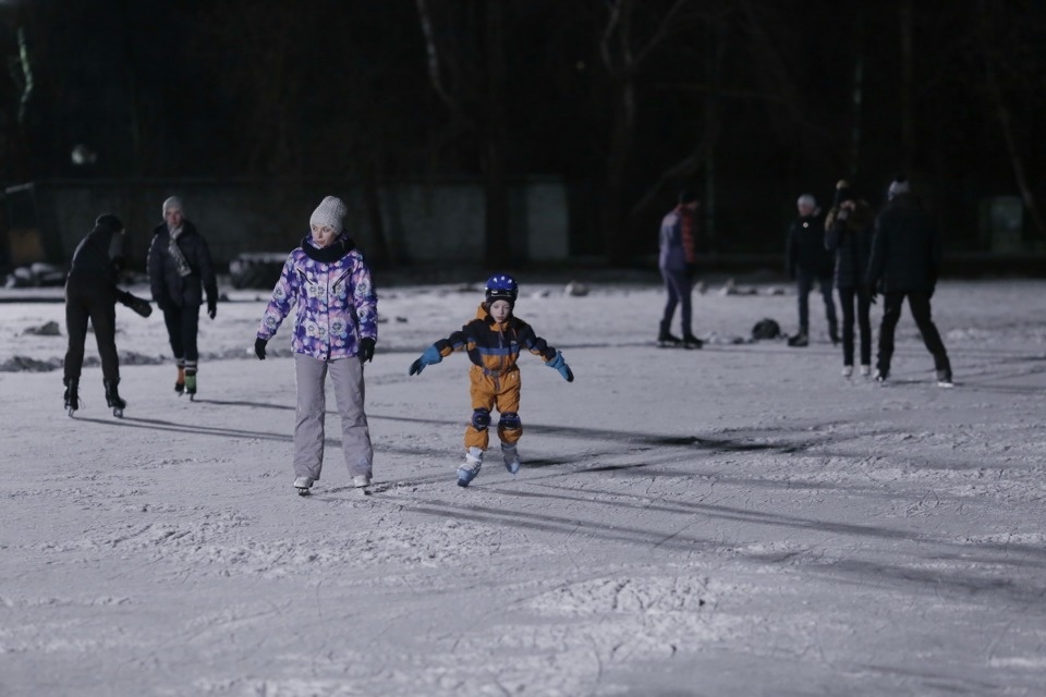 На стадионе «Машиностроитель» открыли каток