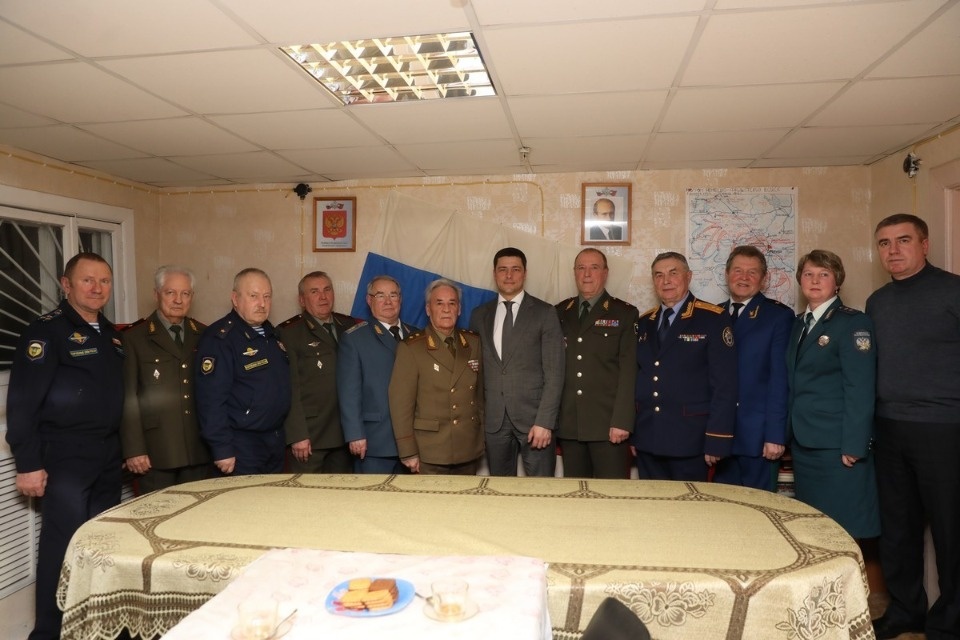 Михаил Ведерников обсудил поддержку ветеранов и патриотическое воспитание с членами Собрания высшего офицерского состава