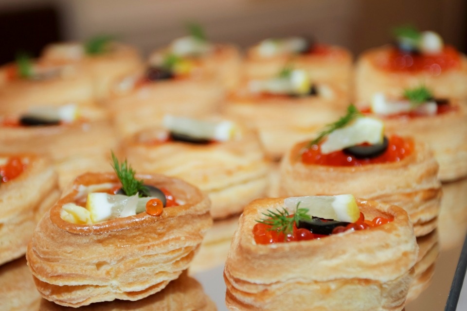 А икра-то ненастоящая! 