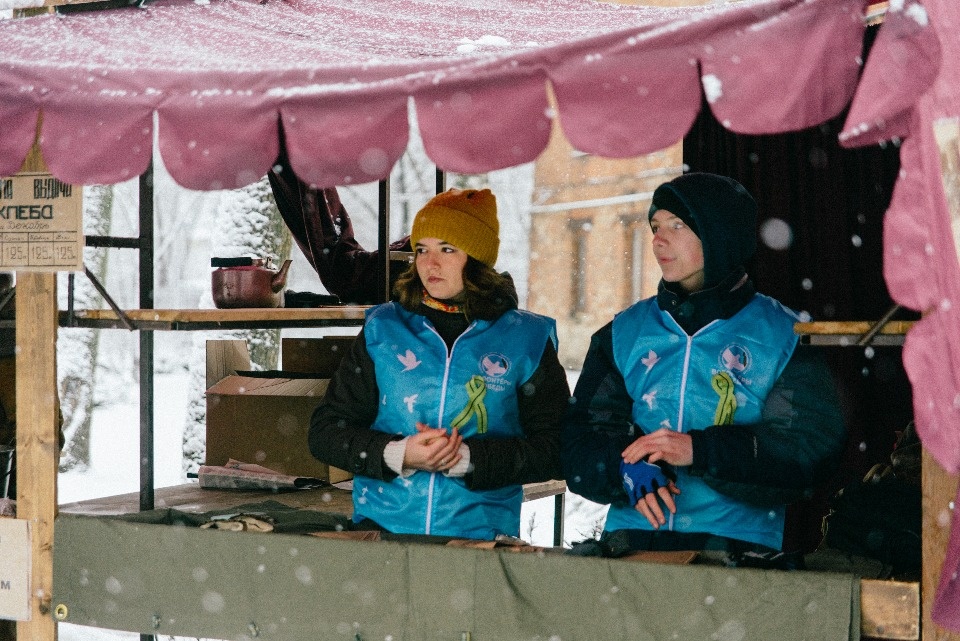 Псковичей накормили блокадным хлебом