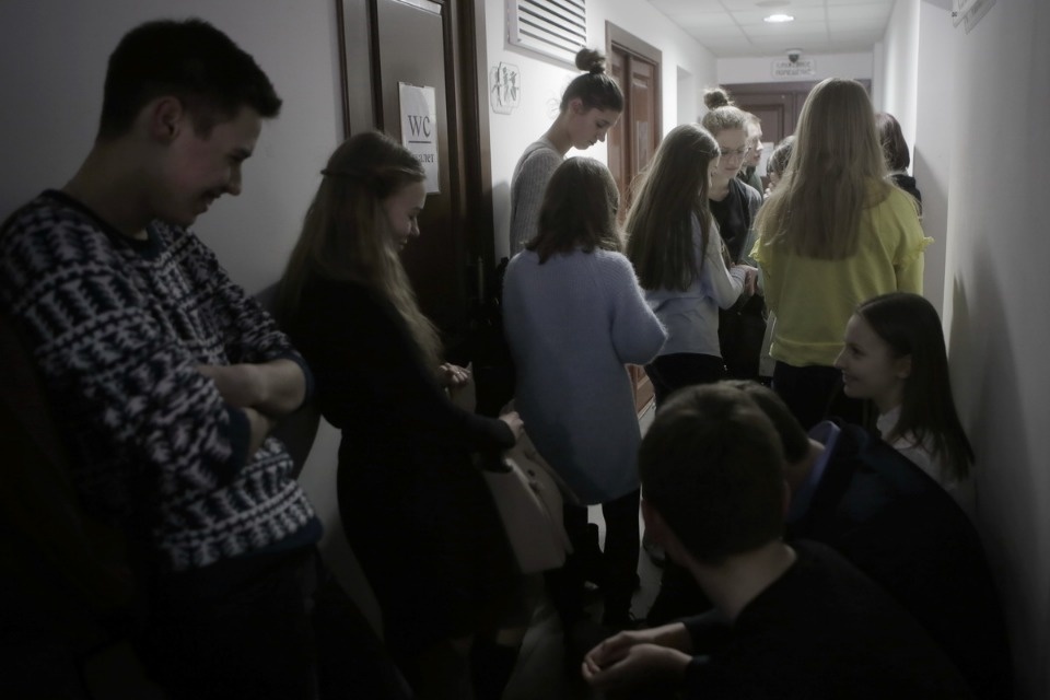 Юлия Пересильд встретилась с молодежью в Псковском театре Юлия Пересильд встретилась с молодежью в Псковском театре