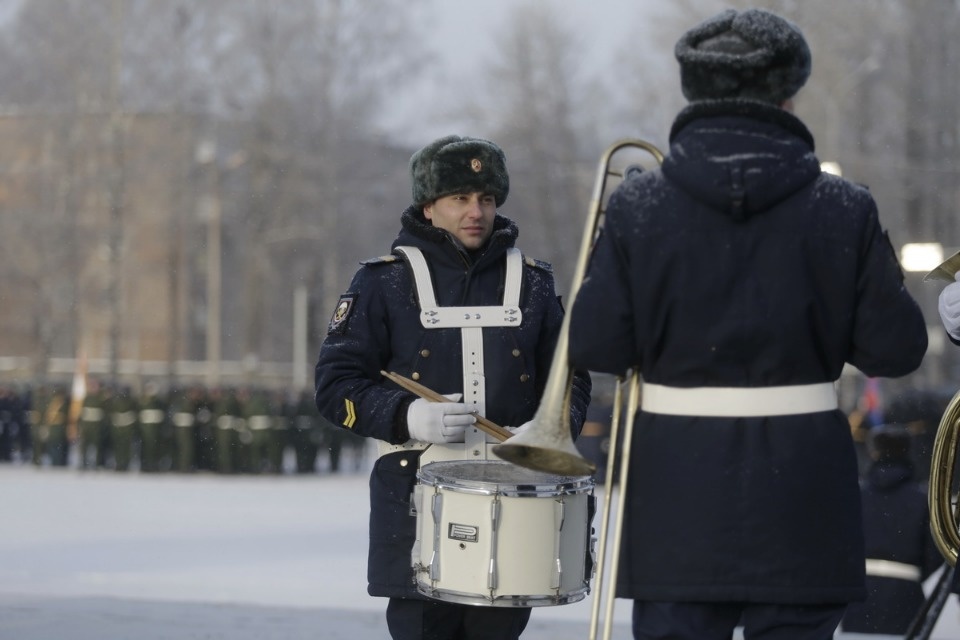 В псковских Крестах реконструировали первый бой Красной армии