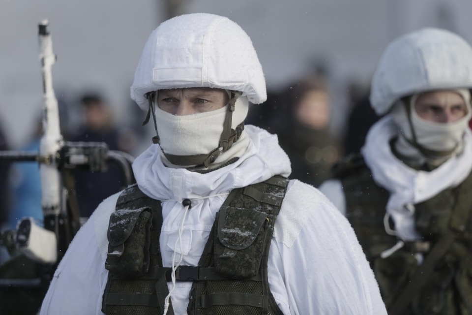 В псковских Крестах реконструировали первый бой Красной армии