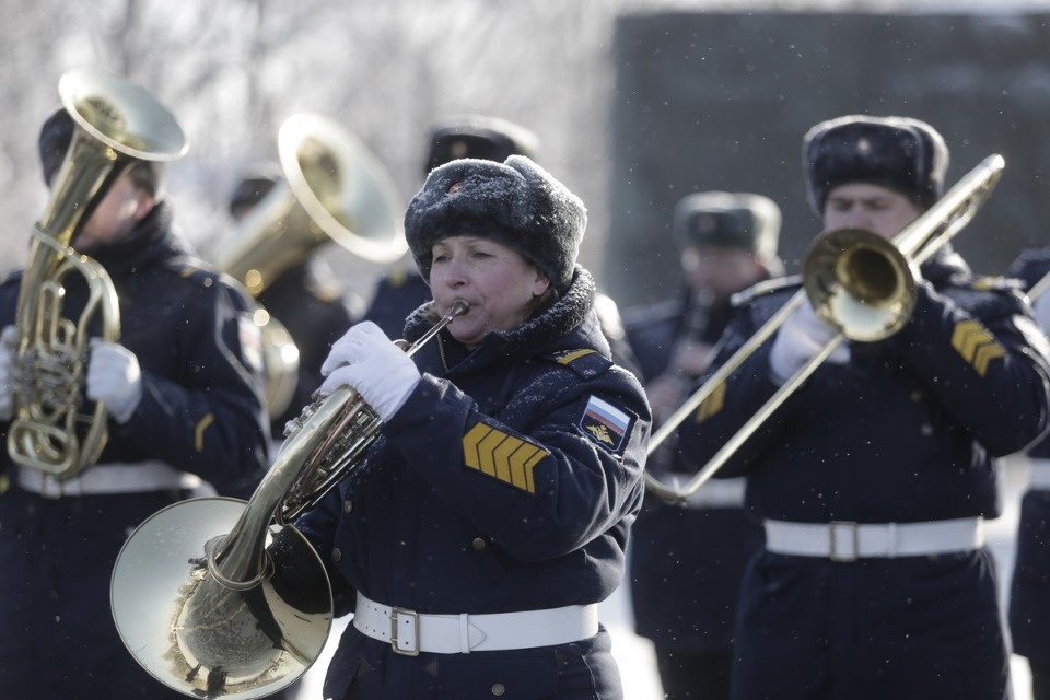 В псковских Крестах реконструировали первый бой Красной армии