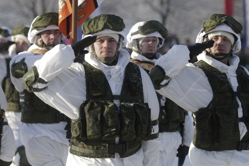 В псковских Крестах реконструировали первый бой Красной армии