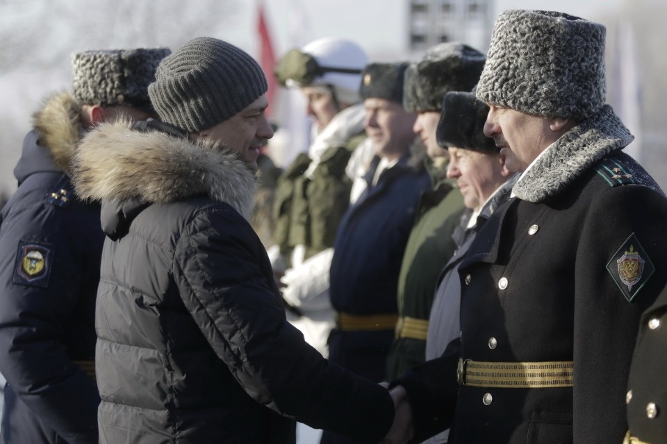 В псковских Крестах реконструировали первый бой Красной армии