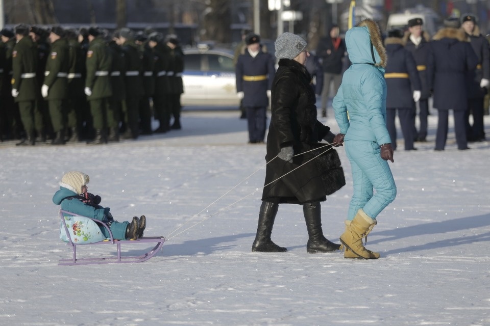 В псковских Крестах реконструировали первый бой Красной армии