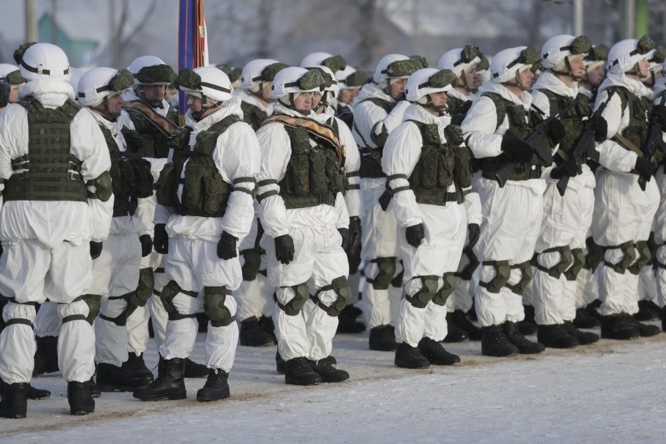 В псковских Крестах реконструировали первый бой Красной армии