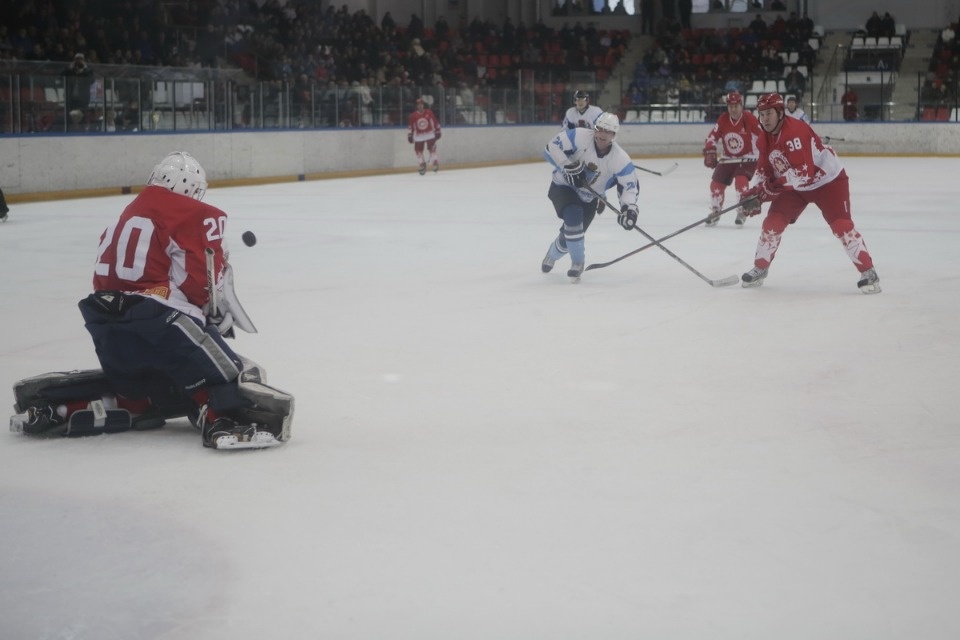 Олимпийские чемпионы дали жару в Пскове Олимпийские чемпионы дали жару в Пскове