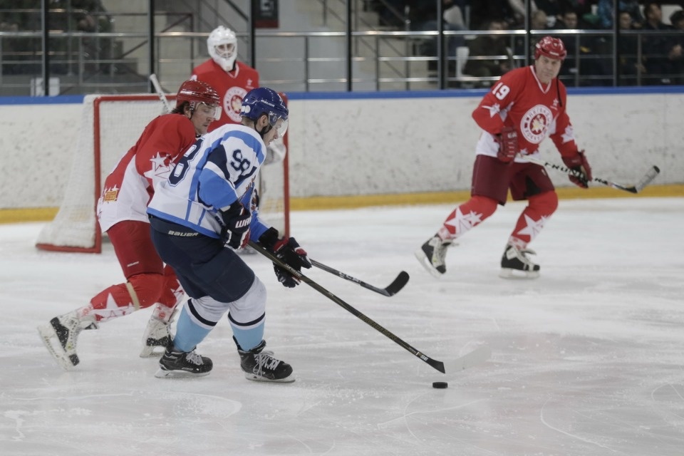 Олимпийские чемпионы дали жару в Пскове Олимпийские чемпионы дали жару в Пскове