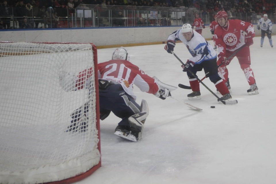 Олимпийские чемпионы дали жару в Пскове Олимпийские чемпионы дали жару в Пскове