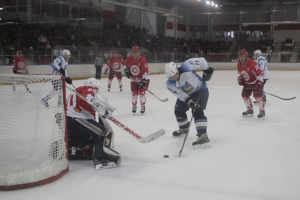 Олимпийские чемпионы дали жару в Пскове Олимпийские чемпионы дали жару в Пскове