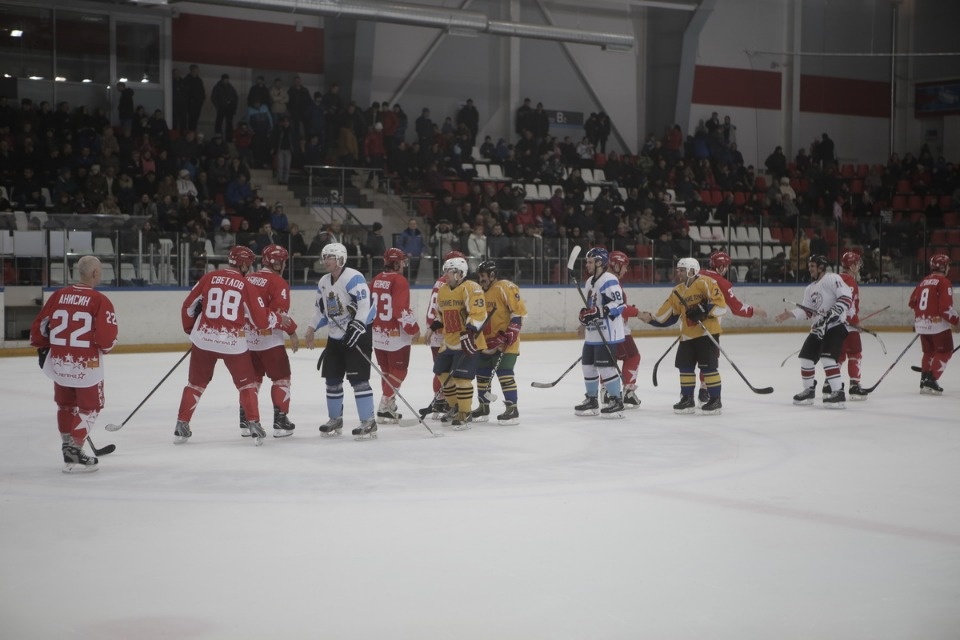 Олимпийские чемпионы дали жару в Пскове Олимпийские чемпионы дали жару в Пскове