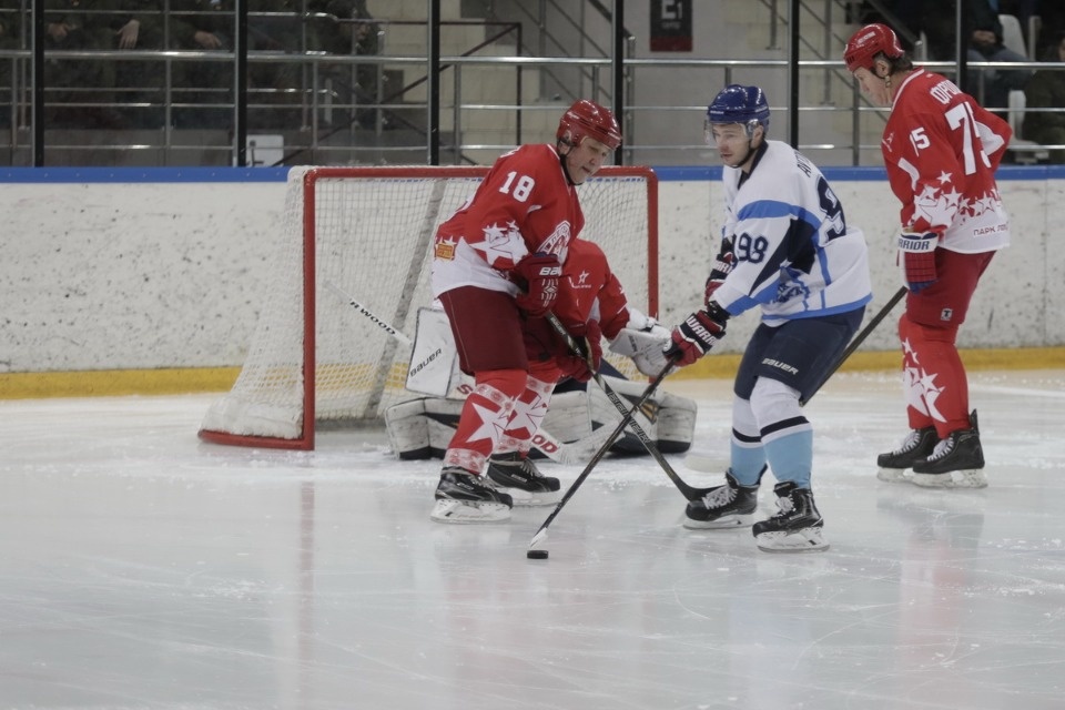 Олимпийские чемпионы дали жару в Пскове Олимпийские чемпионы дали жару в Пскове