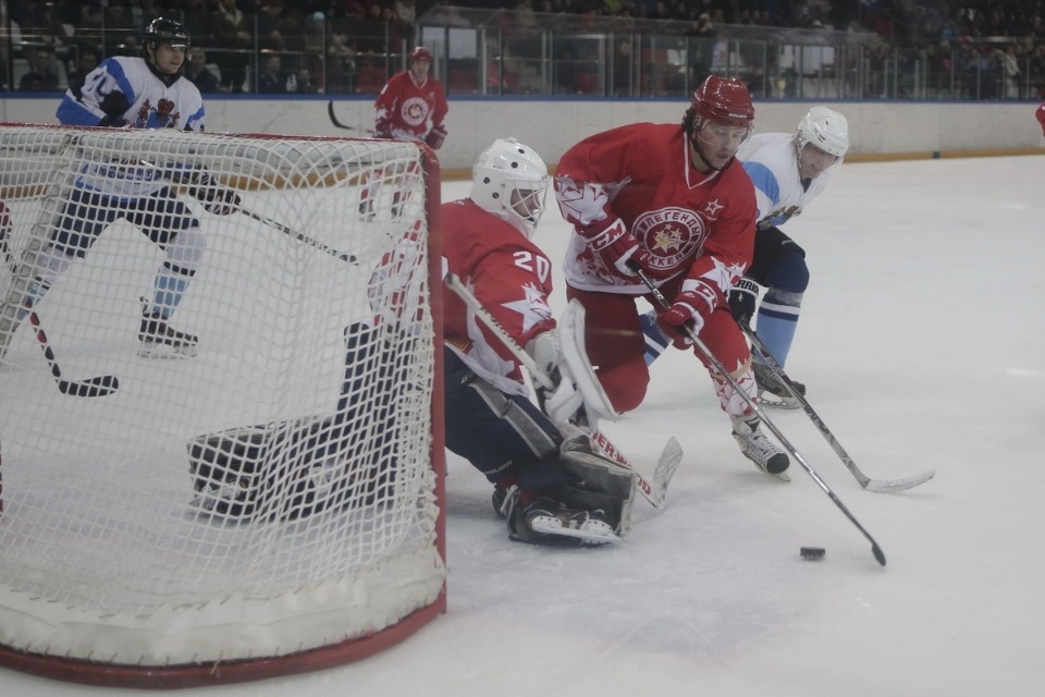 Олимпийские чемпионы дали жару в Пскове Олимпийские чемпионы дали жару в Пскове