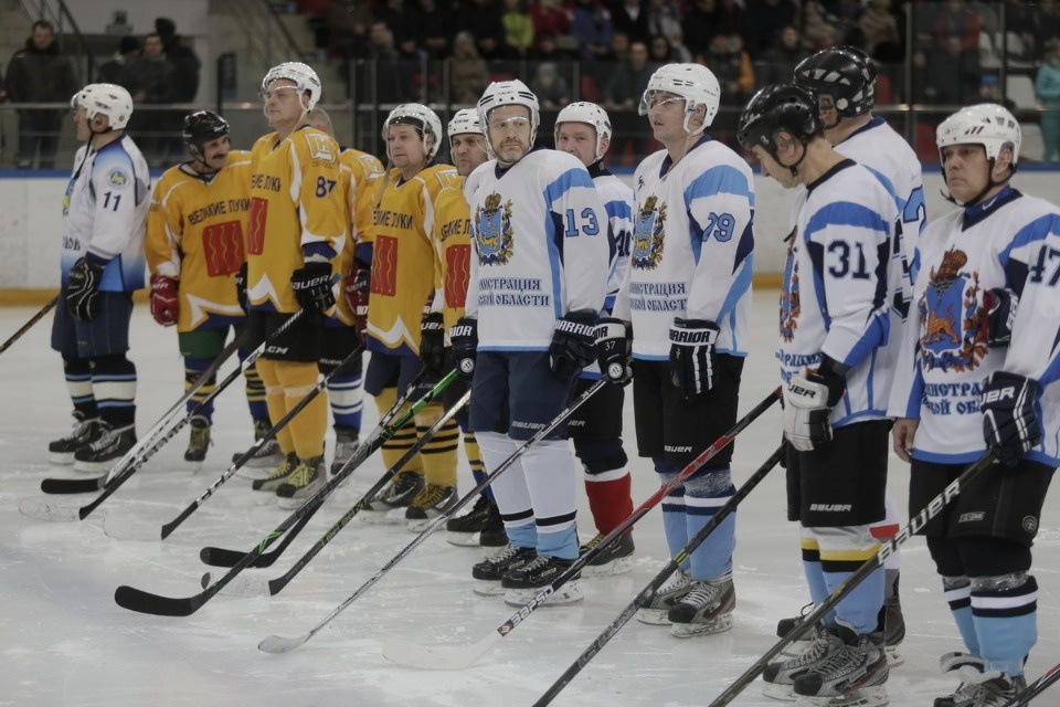 Олимпийские чемпионы дали жару в Пскове Олимпийские чемпионы дали жару в Пскове