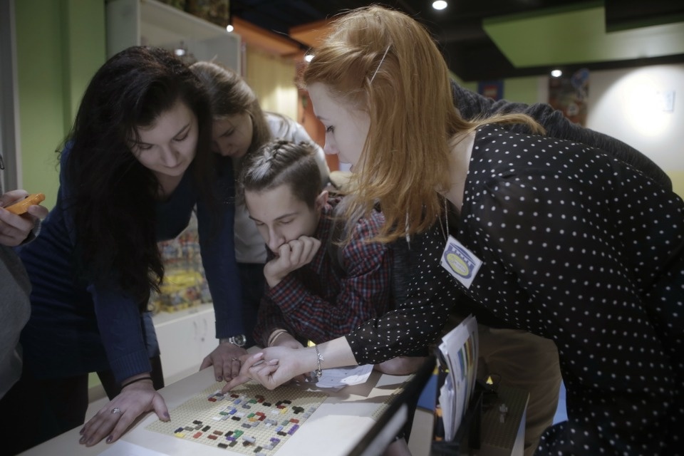 Интеллектуально-спортивный баттл среди студентов устроили в Пскове