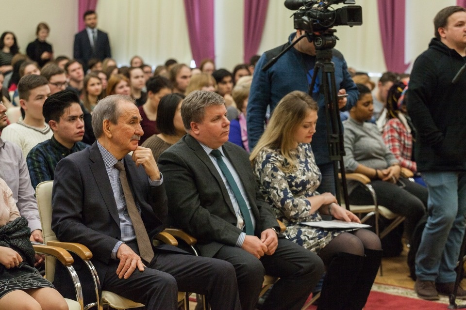 Лидеры «ПроРФ» встретились со студентами ПсковГУ Лидеры «ПроРФ» встретились со студентами ПсковГУ