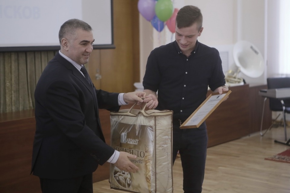 Губернаторский приём семей, принявших на воспитание детей Губернаторский приём семей, принявших на воспитание детей