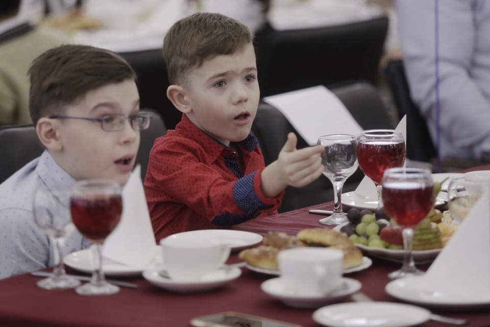 Губернаторский приём семей, принявших на воспитание детей Губернаторский приём семей, принявших на воспитание детей