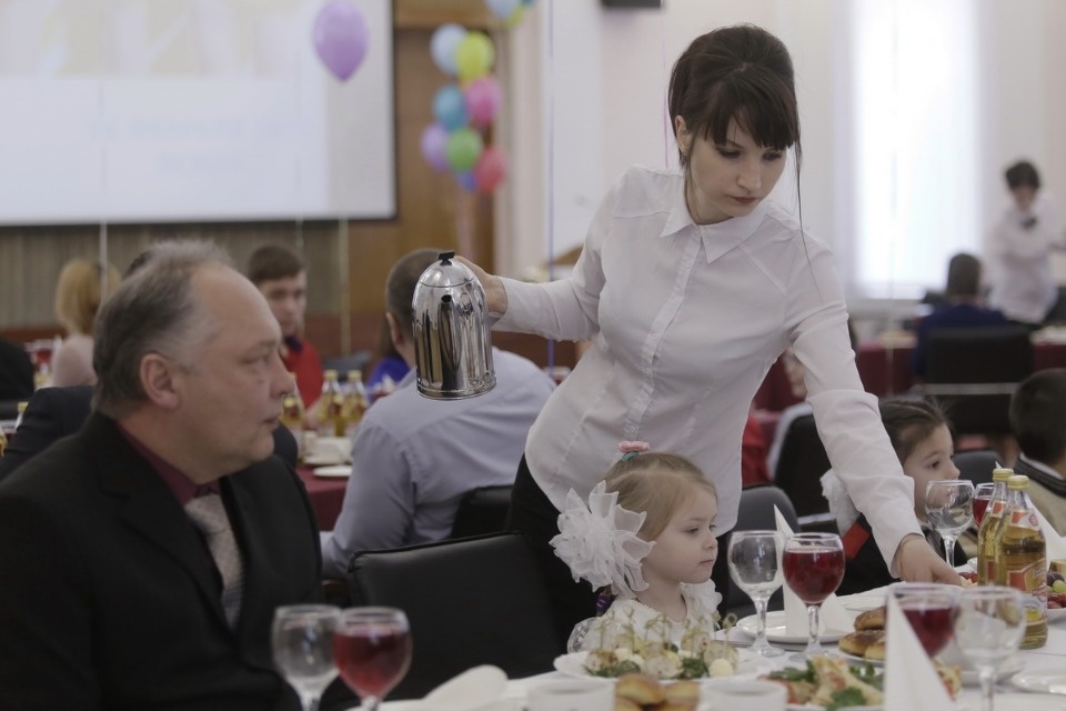 Губернаторский приём семей, принявших на воспитание детей Губернаторский приём семей, принявших на воспитание детей