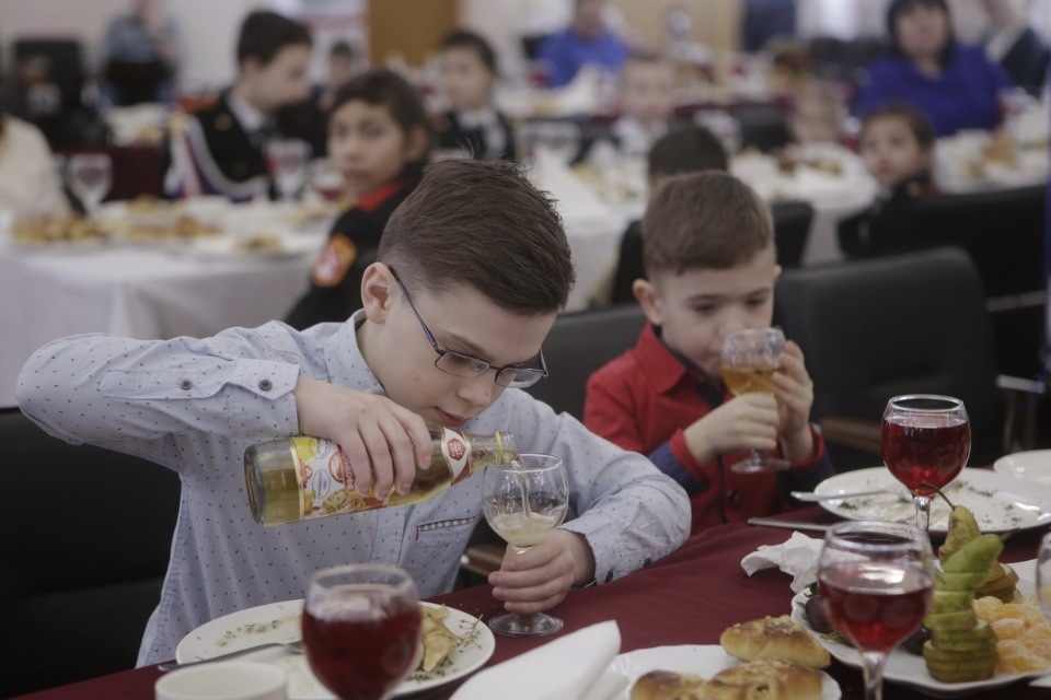Губернаторский приём семей, принявших на воспитание детей Губернаторский приём семей, принявших на воспитание детей