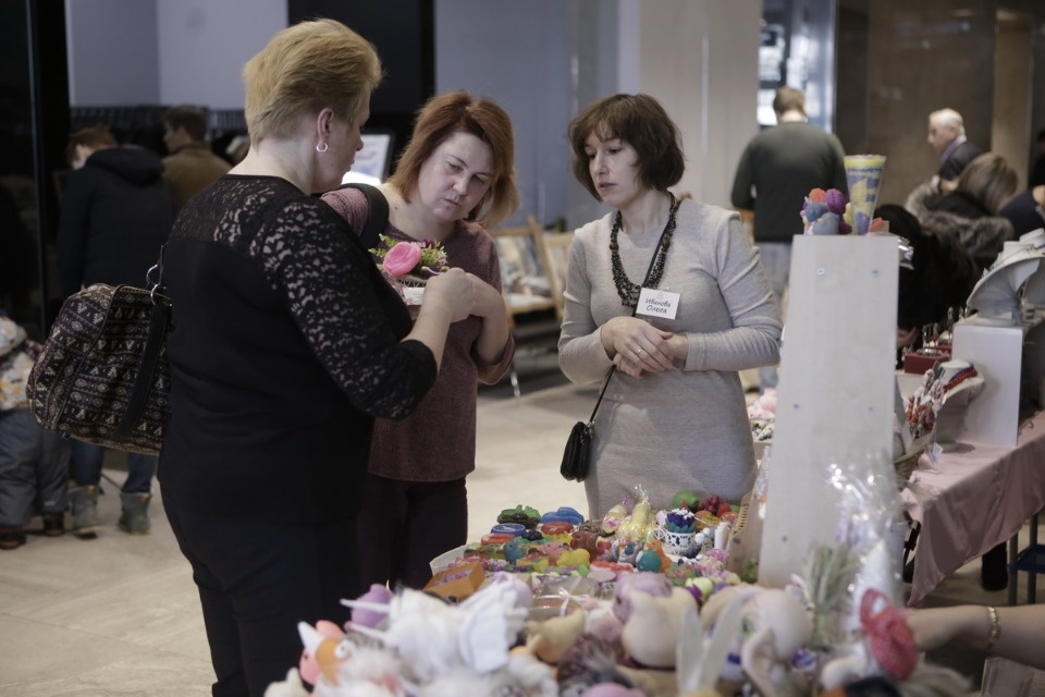 Весенняя выставка «ART-ель»