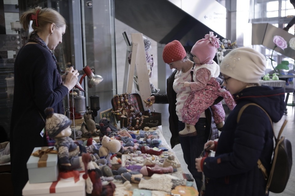 Весенняя выставка «ART-ель»