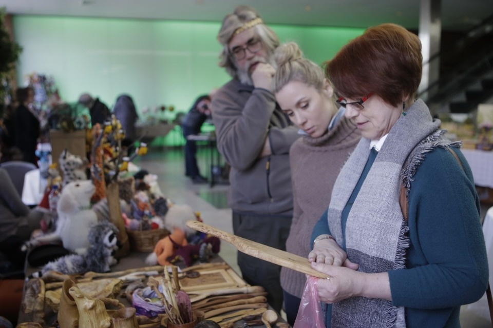 Весенняя выставка «ART-ель»