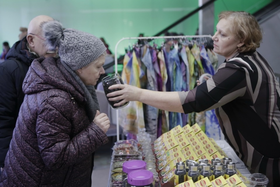 Весенняя выставка «ART-ель»