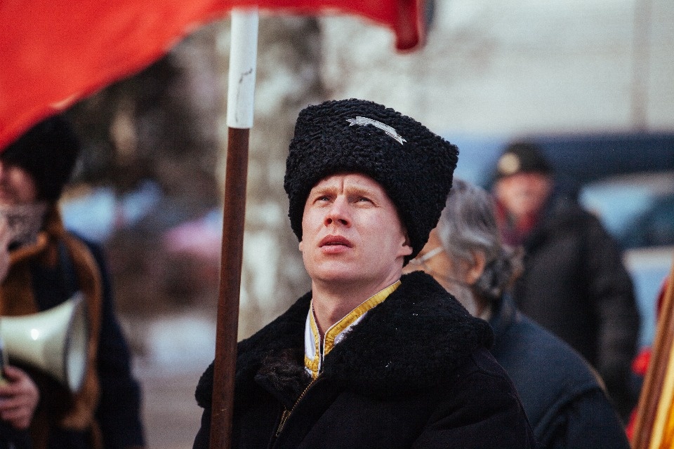 Крестный ход в память о царской семье прошёл по Пскову