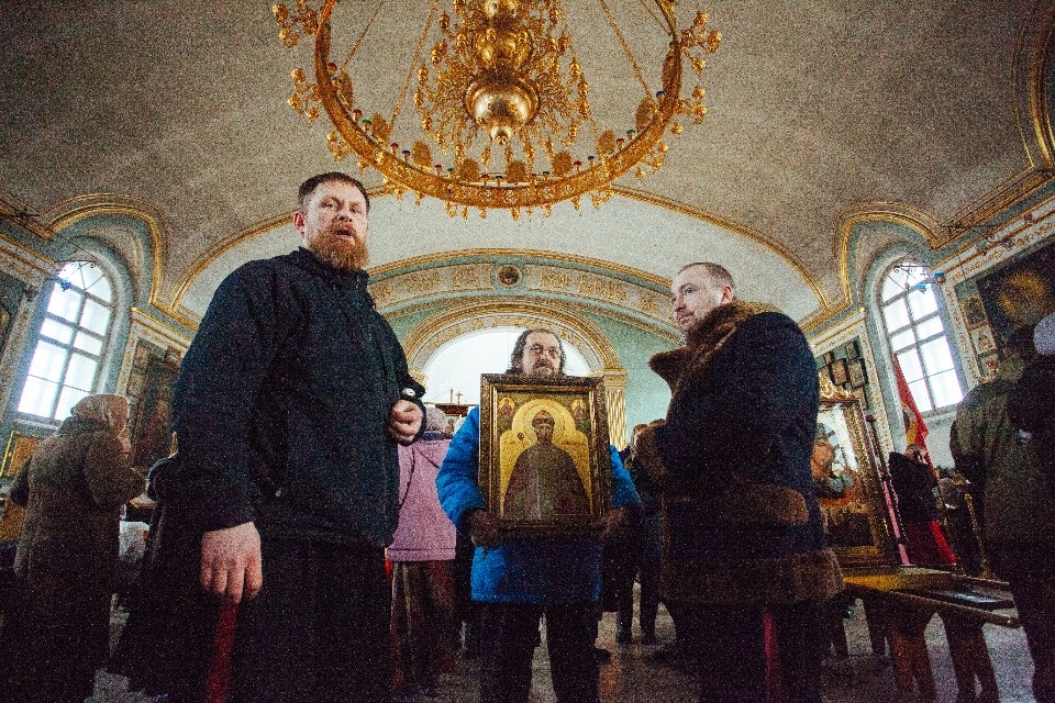 Крестный ход в память о царской семье прошёл по Пскову