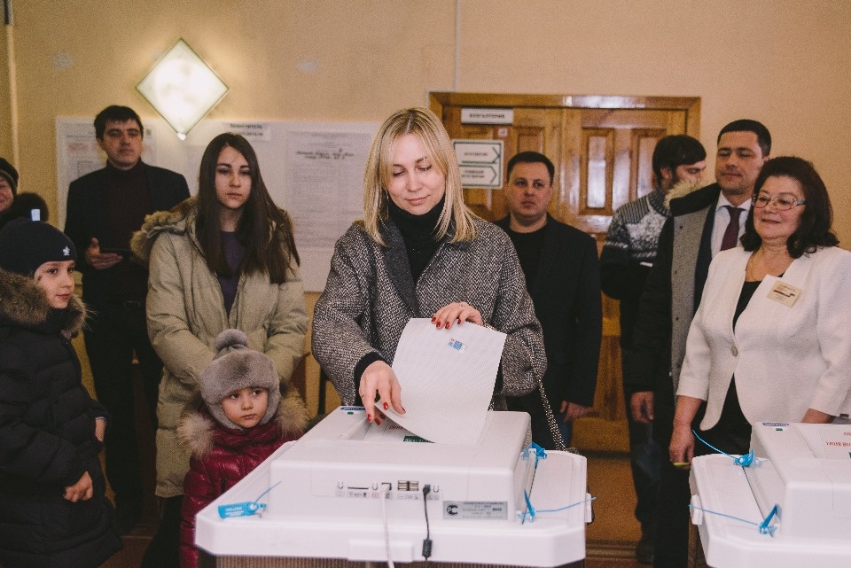 Михаил Ведерников проголосовал за президента РФ