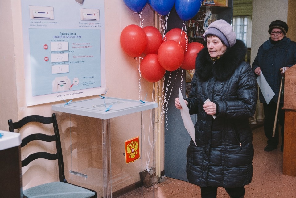 Михаил Ведерников проголосовал за президента РФ