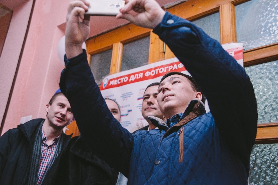 Михаил Ведерников проголосовал за президента РФ