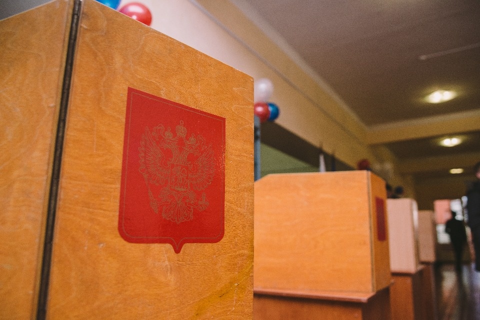 Михаил Ведерников проголосовал за президента РФ