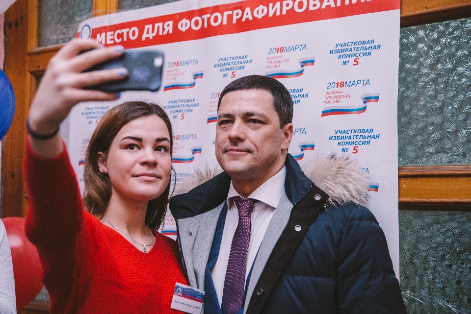 Михаил Ведерников проголосовал за президента РФ