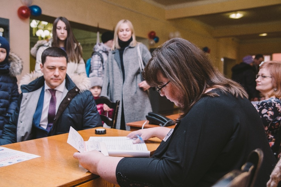 Михаил Ведерников проголосовал за президента РФ