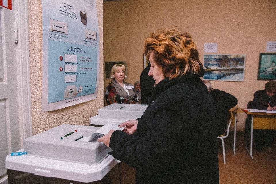 Михаил Ведерников проголосовал за президента РФ