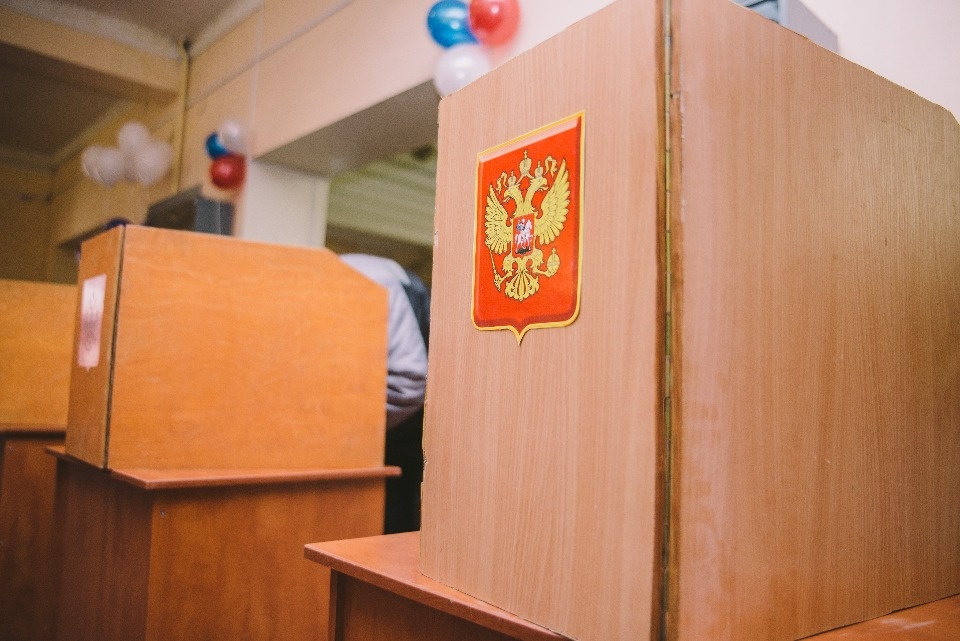 Михаил Ведерников проголосовал за президента РФ