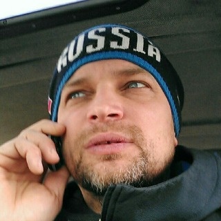 Из гаек и болтов