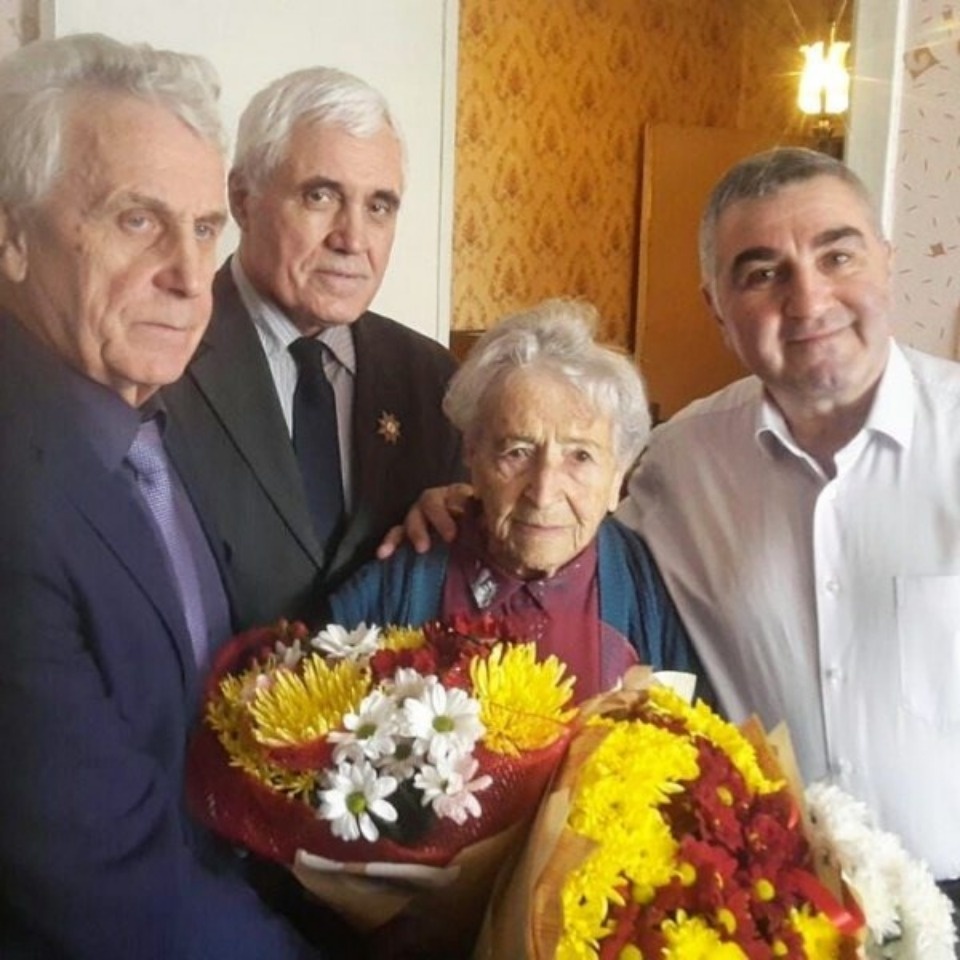 Псковичка Ида Грайфер отметила 100-летний юбилей Псковичка Ида Грайфер отметила 100-летний юбилей